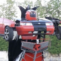 Transformers'dan fırlayan gerçek araba