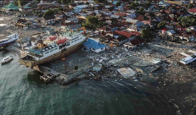 Endonezya Da Tsunami Sonras Korkun Olay Cesetler Sahile Vuruyor