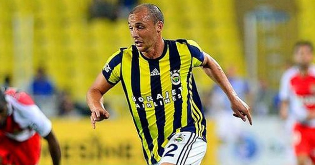 Aatif Fenerbahçe'den ayrılıyor!
