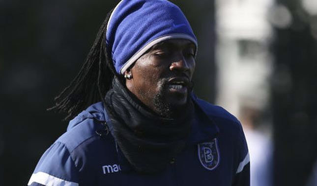 Adebayor'a için Fenerbahçe kancası
