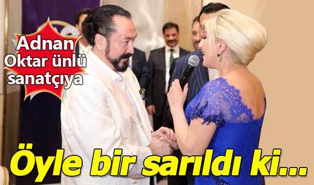 Adnan Oktar ünlü sanatçıyla sarmaş dolaş!