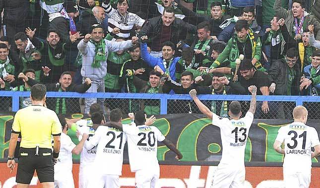 Akhisar 3 puanı 3 golle aldı