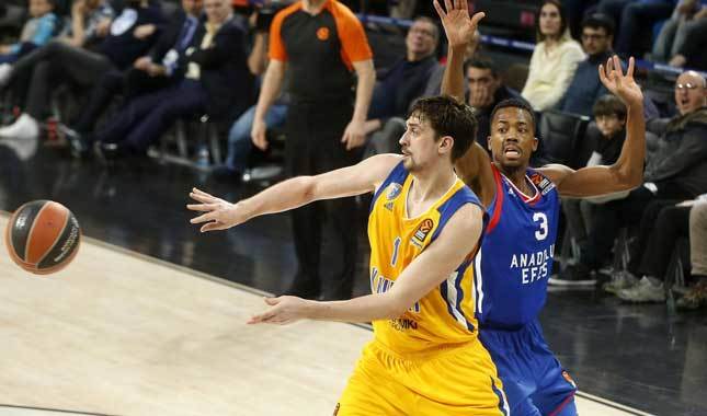Anadolu Efes Euroleague'de havlu attı
