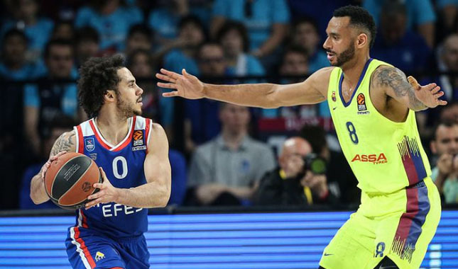 Anadolu Efes adını Final-Four'a yazdırdı