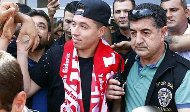 Antalyaspor Samir Nasri'yi gönderiyor