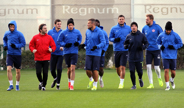 Antalyaspor ikinci yarıya hazırlanıyor