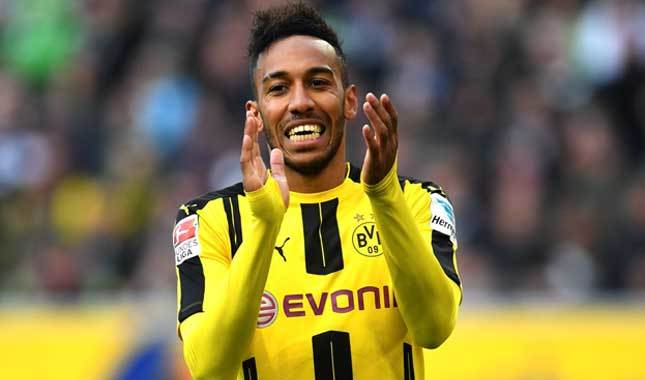 Arsenal Aubameyang'a servet önerdi