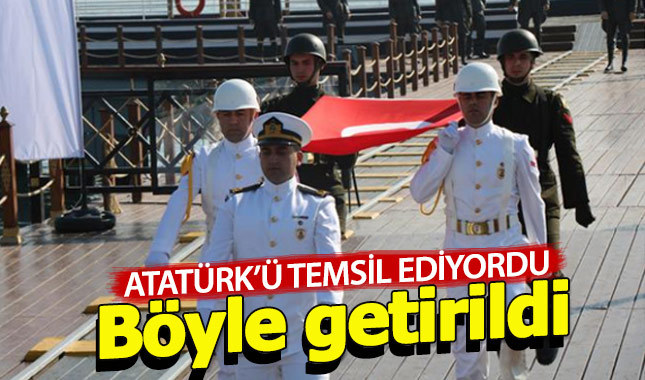 Atatürk'ü temsil eden bayrak karaya çıkarıldı