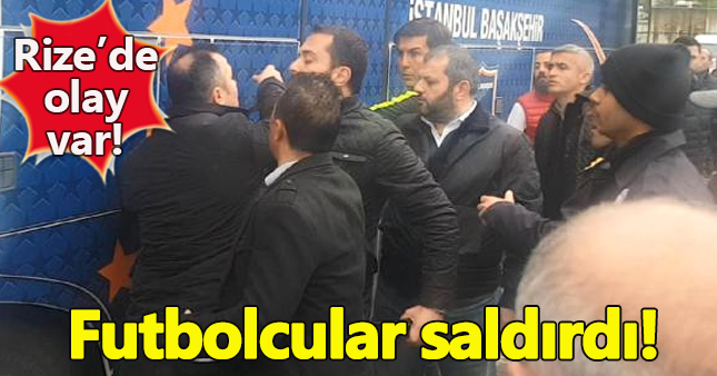 Başakşehirli futbolcular maçın hıncını gazetecilerden çıkardı