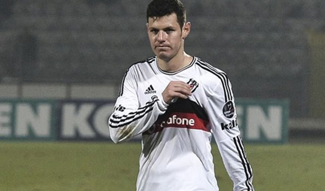 Beşiktaş, Milosevic ve Franco'yu gönderiyor