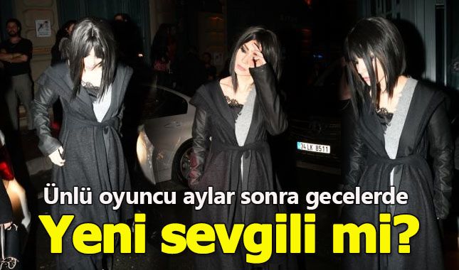 Boşanma süreci sonrasında bir türlü kendine gelemeyen ünlü oyuncu ilk defa gecelerde boy gösterdi...