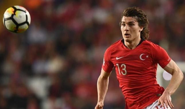 Çağlar Söyüncü Ada yolcusu