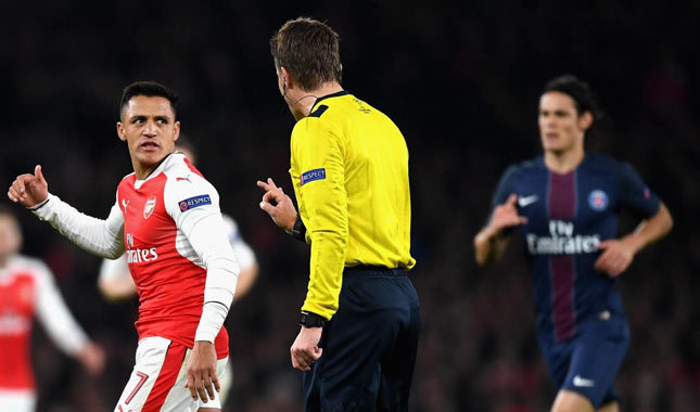 Cavani gidiyor, Alexis Sanchez geliyor
