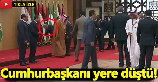Cumhurbaşkanının yere düştüğü anlar!