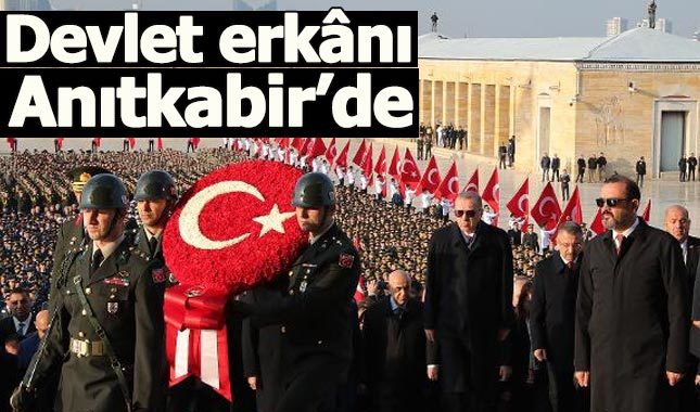 Devlet erkânı Atatürk'ün huzuruna çıktı