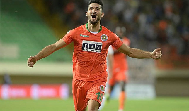 Emre Akbana transferi tamam