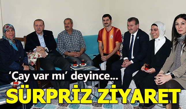 Erdoğan balkondan yapılan davete icabet etti