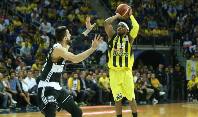 Fenerbahçe- Beşiktaş Sompo Japan: 75-69