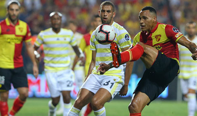 Fenerbahçe, Göztepe'ye 1-0 yenildi