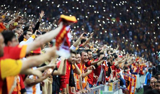 Galatasaray tribünleri iki katına çıkardı