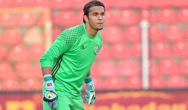 Galatasaray'a genç kalecinin peşinde