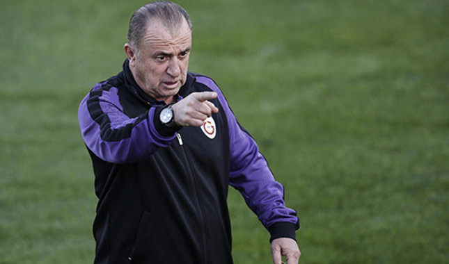 Galatasaray'da 6 futbolcu yolcu