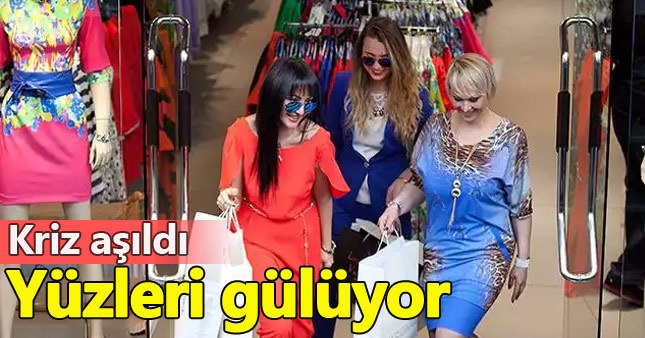 Laleli esnafı uçak krizinin yaralarını sarıyor