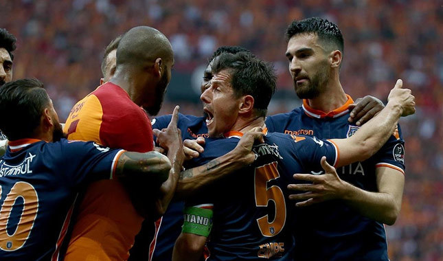 Marcao'dan Emre Belözoğlu paylaşımı