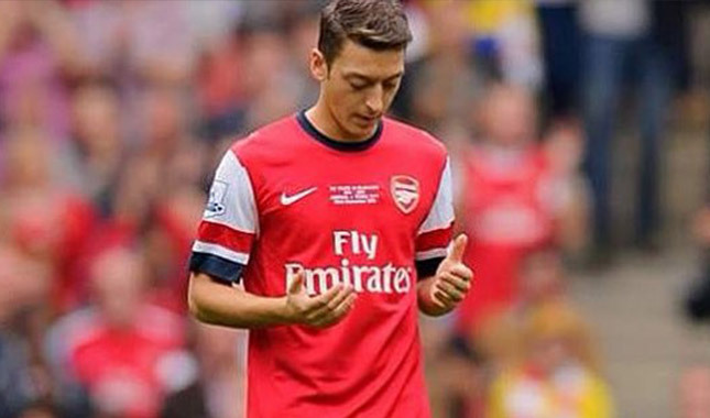 Mesut Özil eleştirilere isyan etti