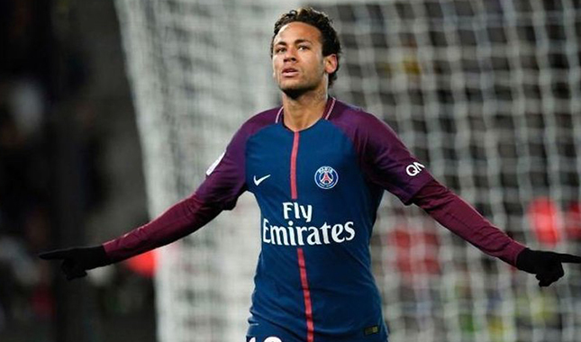Neymar yoluna PSG'de devam ediyor