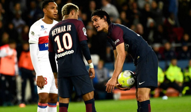 PSG'de Neymar-Cavani krizi sürüyor