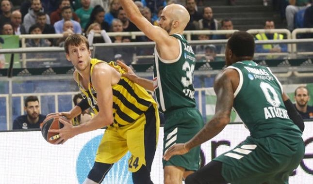 Panathinaikos'u devirdi