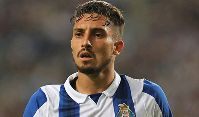 Porto'da Alex Telles sezonu kapattı