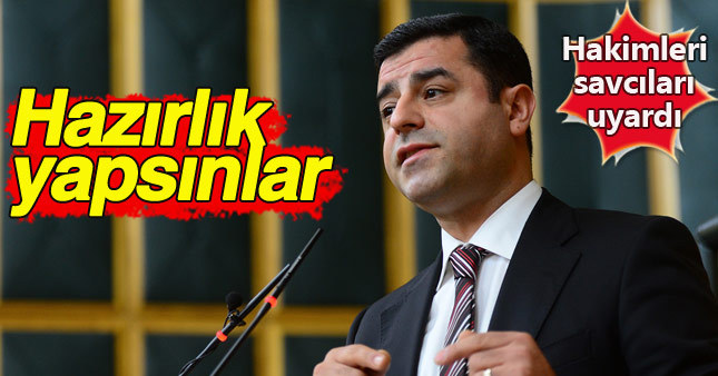 Selehattin Demirtaş'tan savcılara: 'Şimdiden söylüyorum, hazırlık yapsınlar'