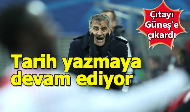 Şenol Güneş adını tarihe yazdırmaya devam ediyor