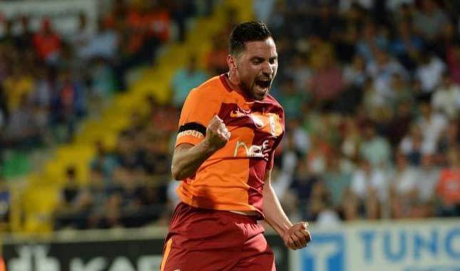 Sinan Gümüş Galatasaray'dan ayrılıyor
