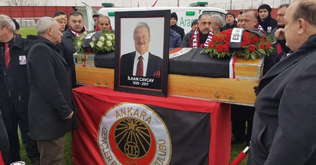 Son yolculuğuna uğurlanıyor