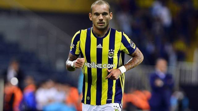 Sosyal medyada bomba Sneijder iddiası