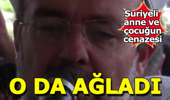 Suriyeli anne ve bebeğin namazını kıldıran Görmez gözyaşlarını tutamadı
