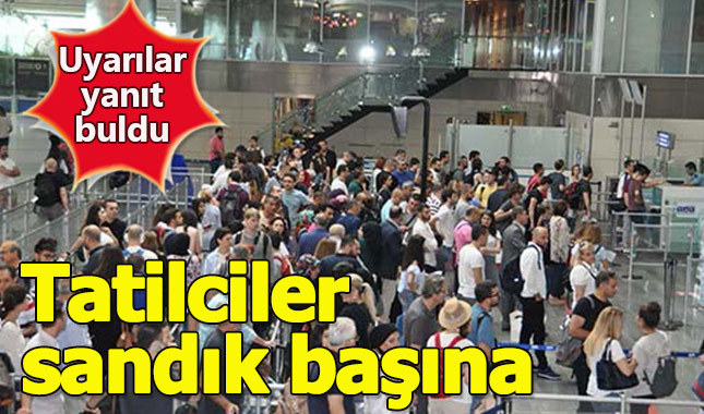 Tatilciler oy kullanmak üzere yollara düştü