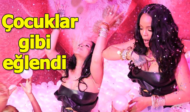 Ünlü şarkıcı Rihanna katıldığı açılışın top havuzunda çocuklar gibi eğlendi