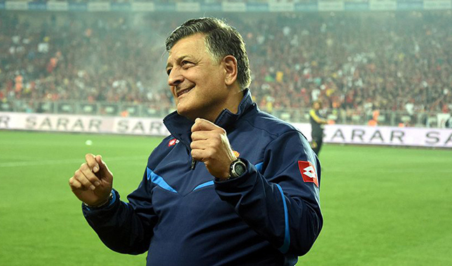 Yılmaz Vural takımını açıkladı