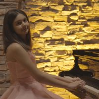 12 yaşındaki Elif Naz Ertuğrul,Salzburg Mozarteum Üniversitesi'ne ikincilikle kabul edildi