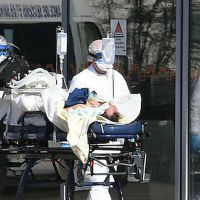 16 yaşındaki kız çocuğu koronavirüs nedeniyle öldü