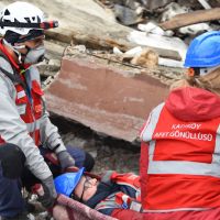 6 ŞUBAT'TAN MAHALLELERE UZANAN DAYANIŞMA