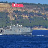 ABD gemisi Çanakkale'de