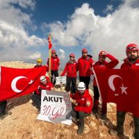 AKUT, 30'uncu kuruluş yılını Anadolu'nun 30 zirvesine tırmanarak kutladı