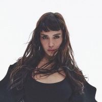 AYBÜKE ALBERE'DEN BİR SEZEN AKSU KLASİĞİ DAHA… SIRA “ÇAKKIDI”DA!