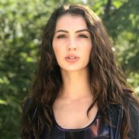 Burcu Özberk kimdir | Afili Aşk Ayşe gerçek adı nereli kaç yaşında | Burcu Özberk instagram