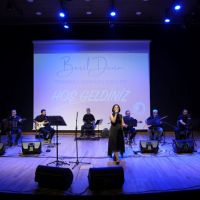 Anadolu'nun Ezgileri, Beril Devin'in Sesiyle Kartal'da Müzikseverlerle Buluştu
